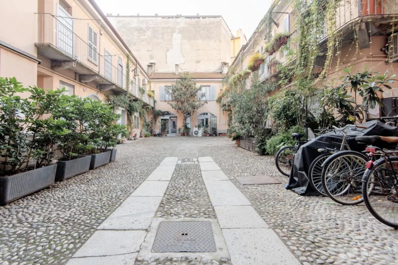 公寓 Stayeasy Moscova Terrace - Near Brera & Garibaldi 米兰